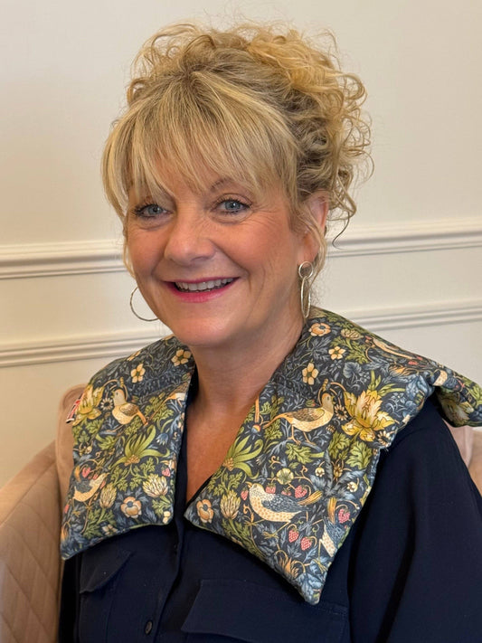 Microwaveable Neck & Shoulder Wrap – William Morris Strawberry Thief Navy