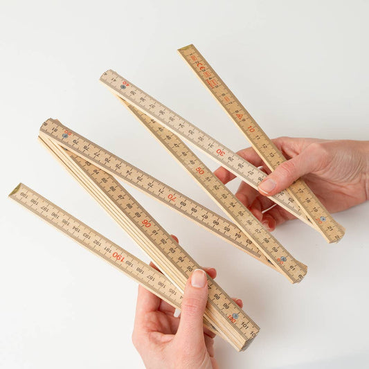 Gardener’s Essentials Wooden Folding Ruler – 2m Planting Guide