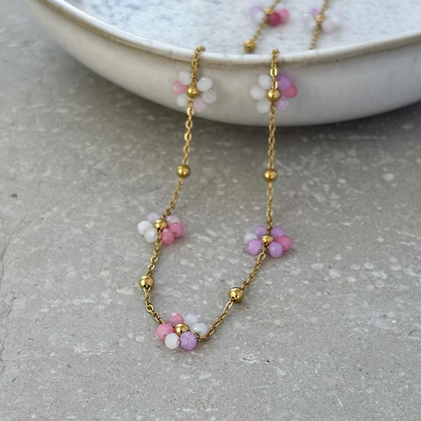 Light Blue Daisy Beaded Necklace | Waterproof Gold Jewellery - Ivy and Sol