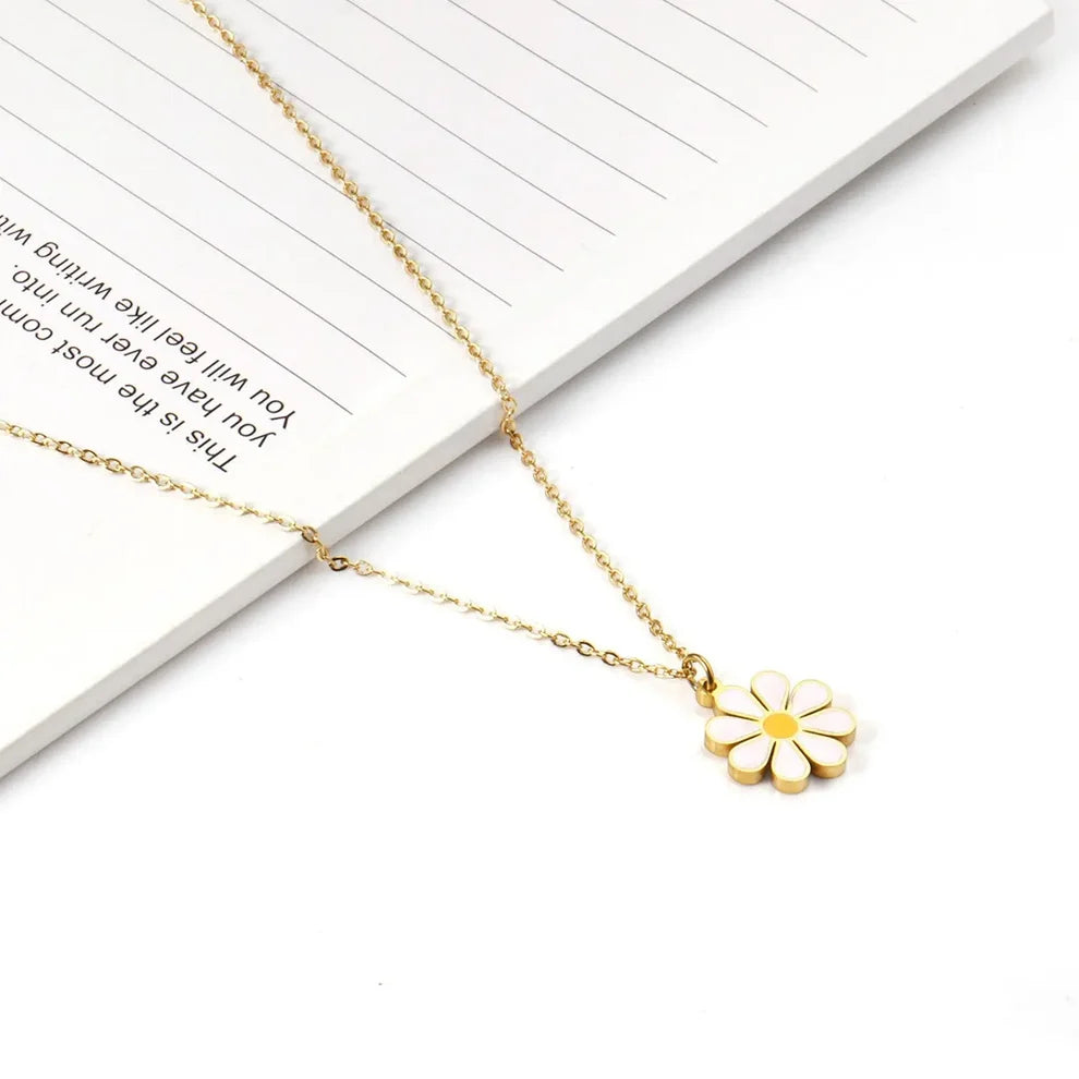 Dainty Flower Pendant Necklace – Gold & Silver