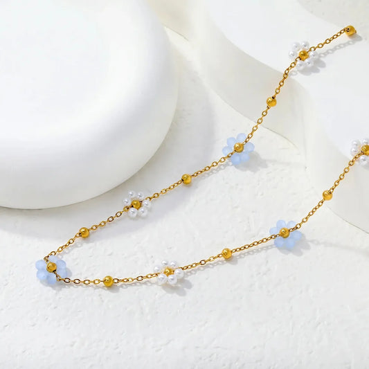 Azure Bloom – Blue Flower & Pearl Necklace