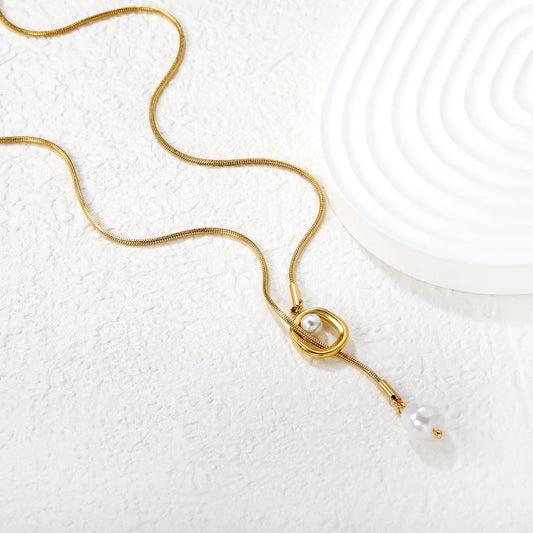 Geometric Pearl Gold Pendant Necklace