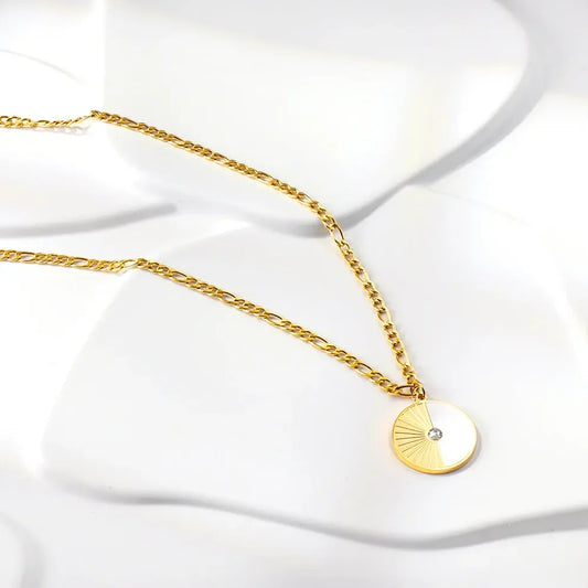 Marina White Shell Pendant Necklace – Gold