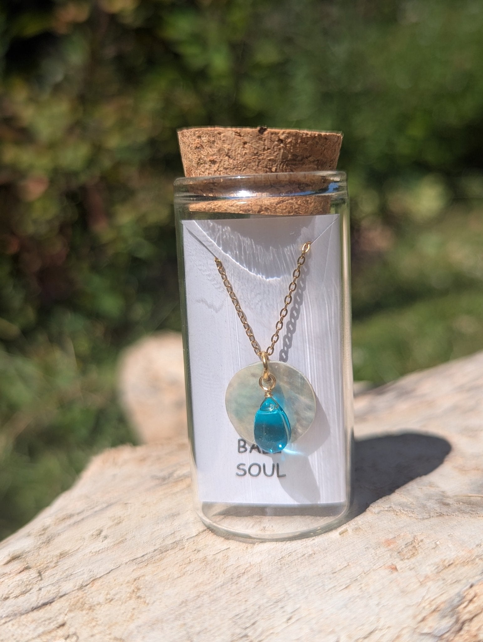Ocean Breeze Akoya Shell & Glass Teardrop Necklace | Waterproof 18k Gold Plated - Ivy and Sol