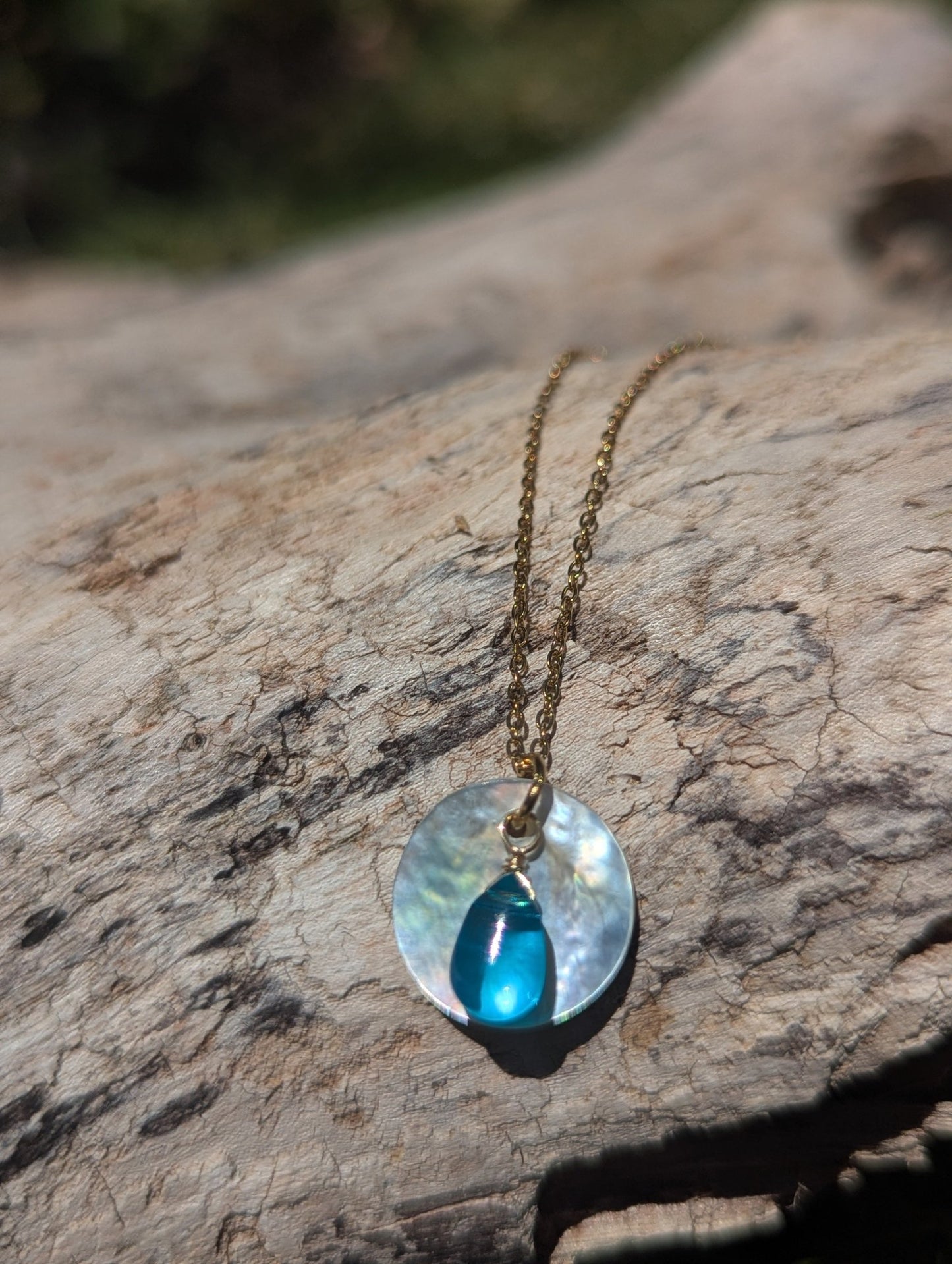 Ocean Breeze Akoya Shell & Glass Teardrop Necklace | Waterproof 18k Gold Plated - Ivy and Sol